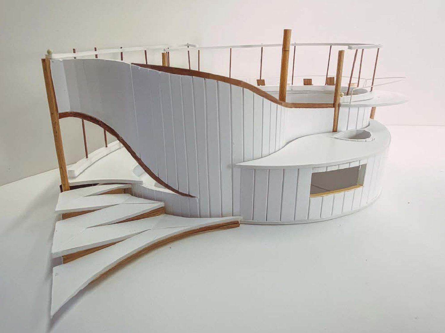 Cafe Juno model, side view